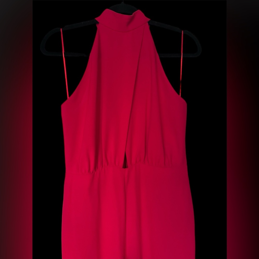 Halter Jumpsuit 🥰